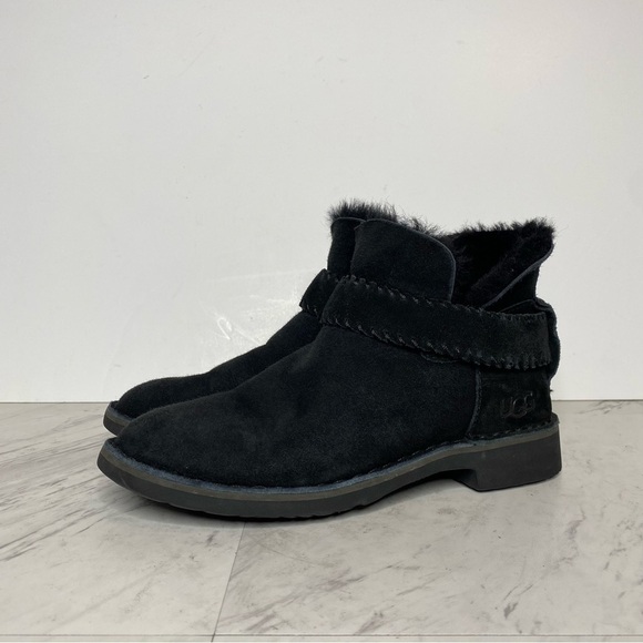 UGG McKay Black Winter Boot 6 1/2 - Picture 13 of 13